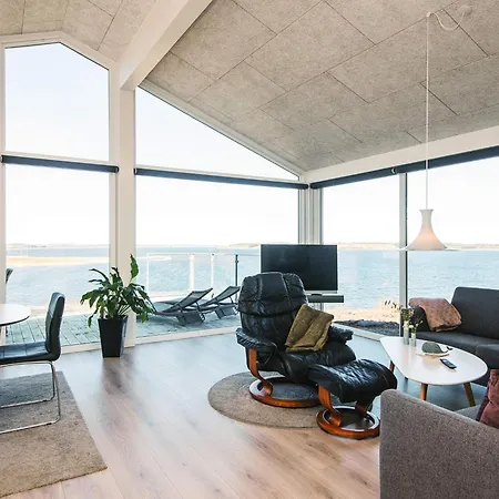 Holiday Home Logstrup 別荘 Løgstrup